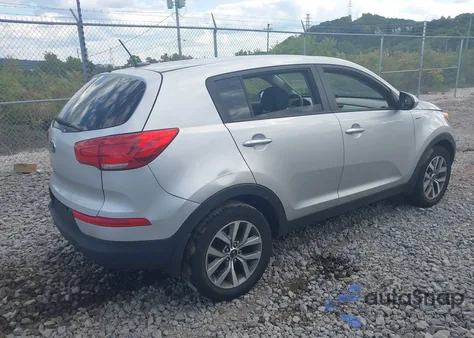 2016 Kia Sportage Lx z USA, uszkodzony, nr VIN KNDPBCAC8G7862273